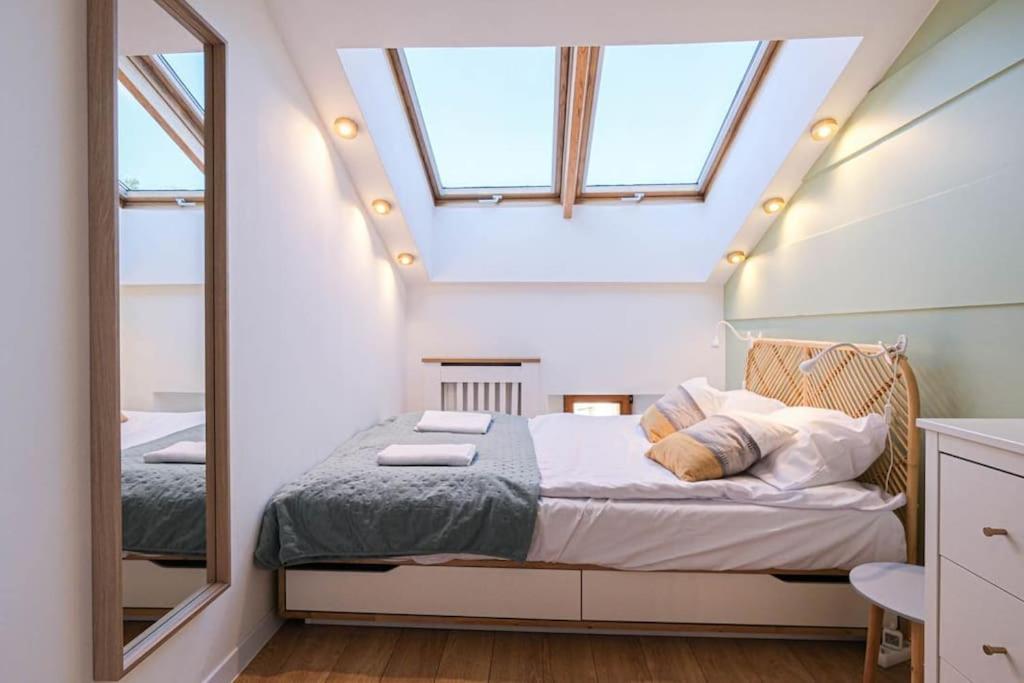 Апартаменти Cozy Loft Under The Wawel Sky Краків Екстер'єр фото