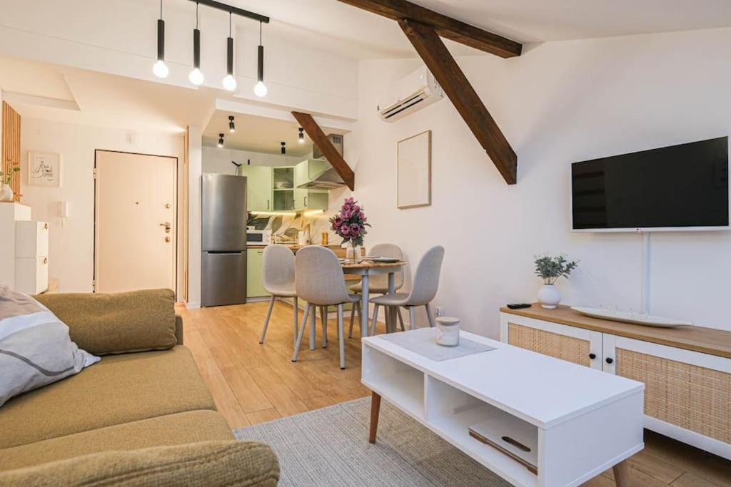Апартаменти Cozy Loft Under The Wawel Sky Краків Екстер'єр фото